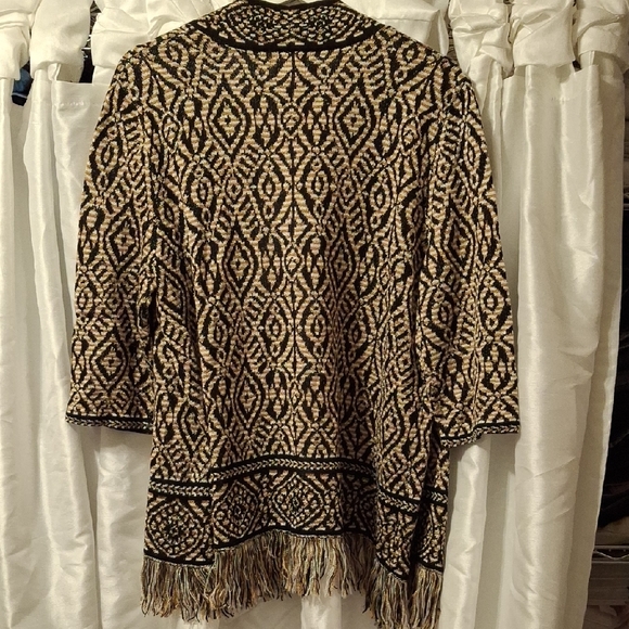 Ruby Rd. Patterned Fringe Cardigan OS ๐๐๐๐ - Picture 9 of 9